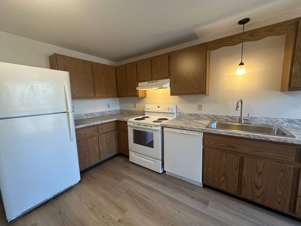 Apartment for rent at 2705 Humboldt Rd, Green Bay, WI 54311