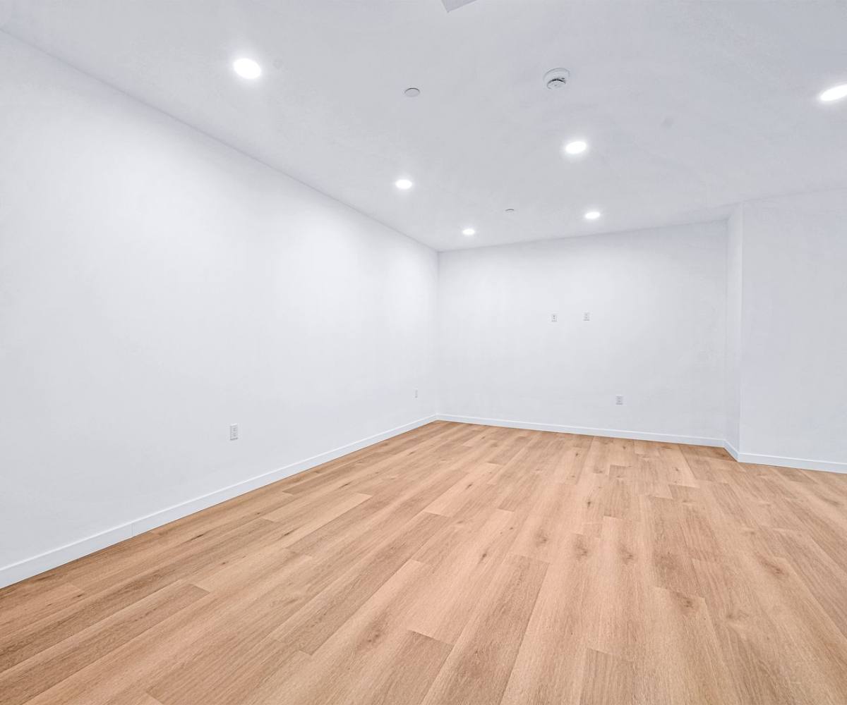Apartment for rent at 14811 Erwin St, Van Nuys, CA 91411