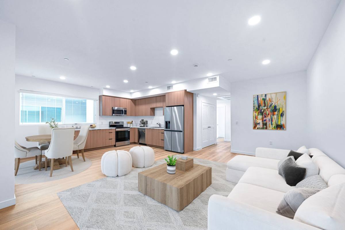 Apartment for rent at 14811 Erwin St, Van Nuys, CA 91411