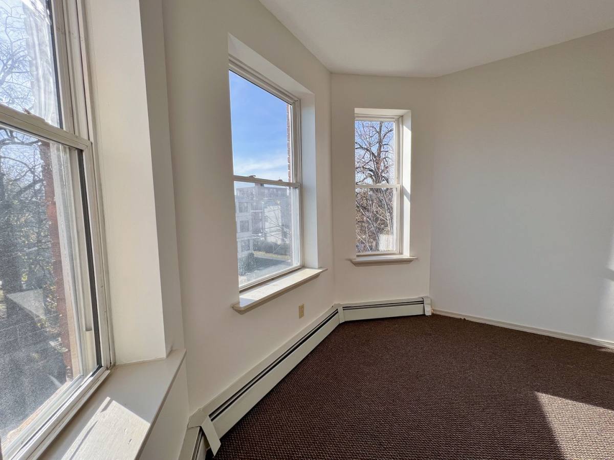 Apartment for rent at 50 Elliott St, Hartford, CT 06114