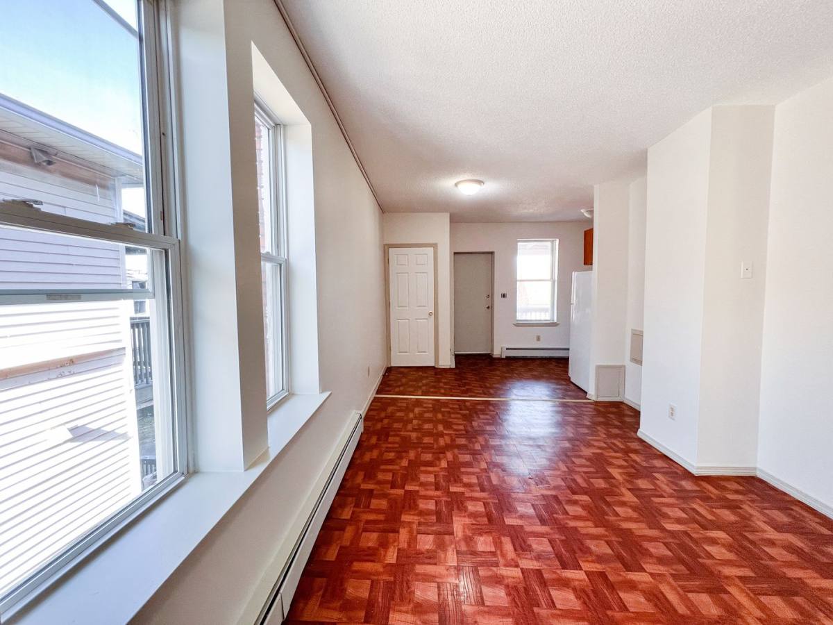Apartment for rent at 50 Elliott St, Hartford, CT 06114