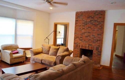 Apartment for rent at 605 W Green, Urbana, IL 61801