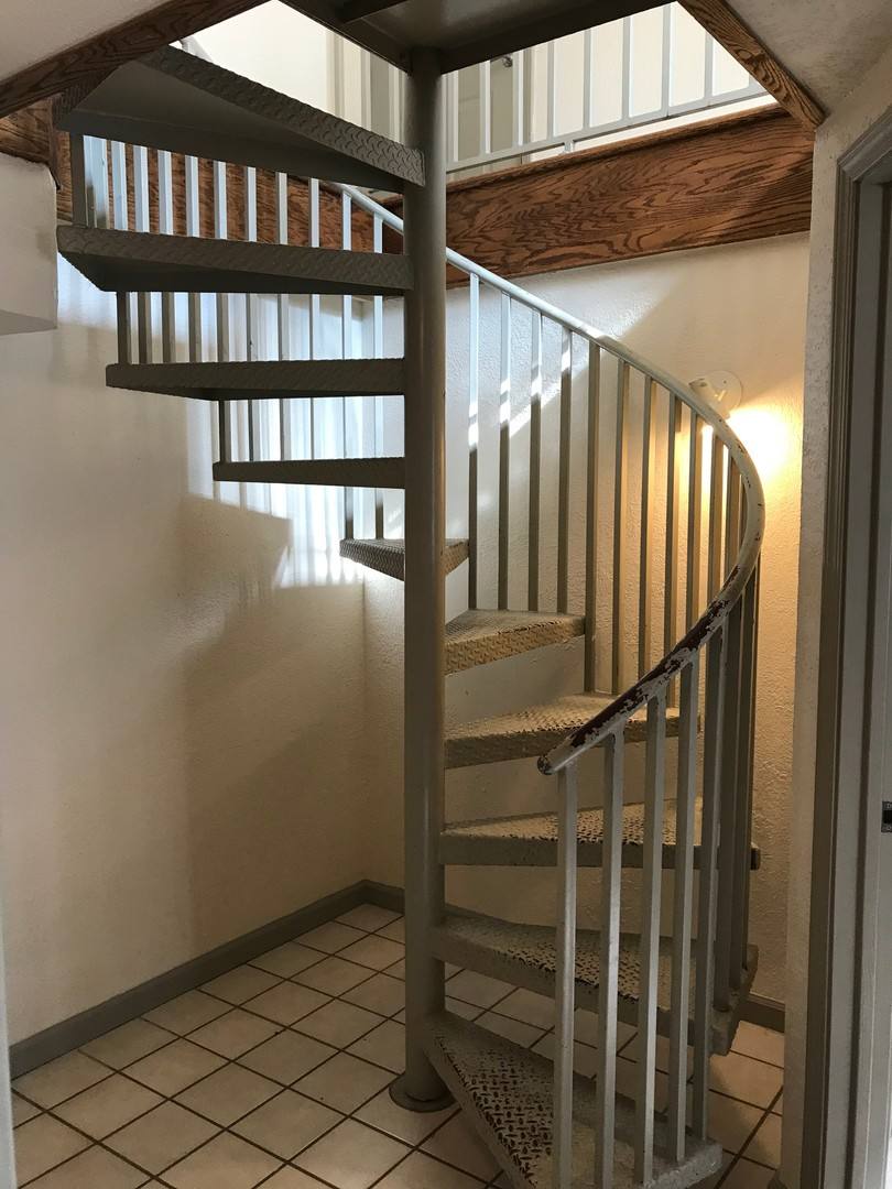 Apartment for rent at 308 W Green St, Urbana, IL 61801