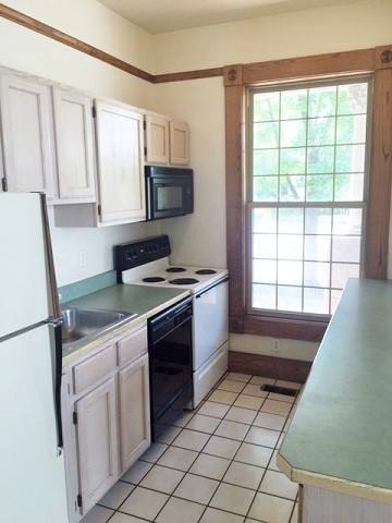 Apartment for rent at 308 W Green St, Urbana, IL 61801