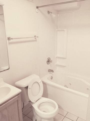 Apartment for rent at 308 W Green St, Urbana, IL 61801