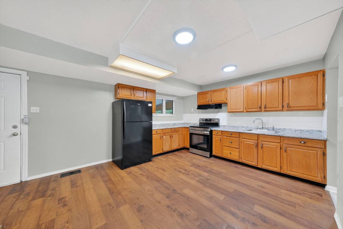 House for rent at 138 Grampian Rd, Saint Louis, MO 63137