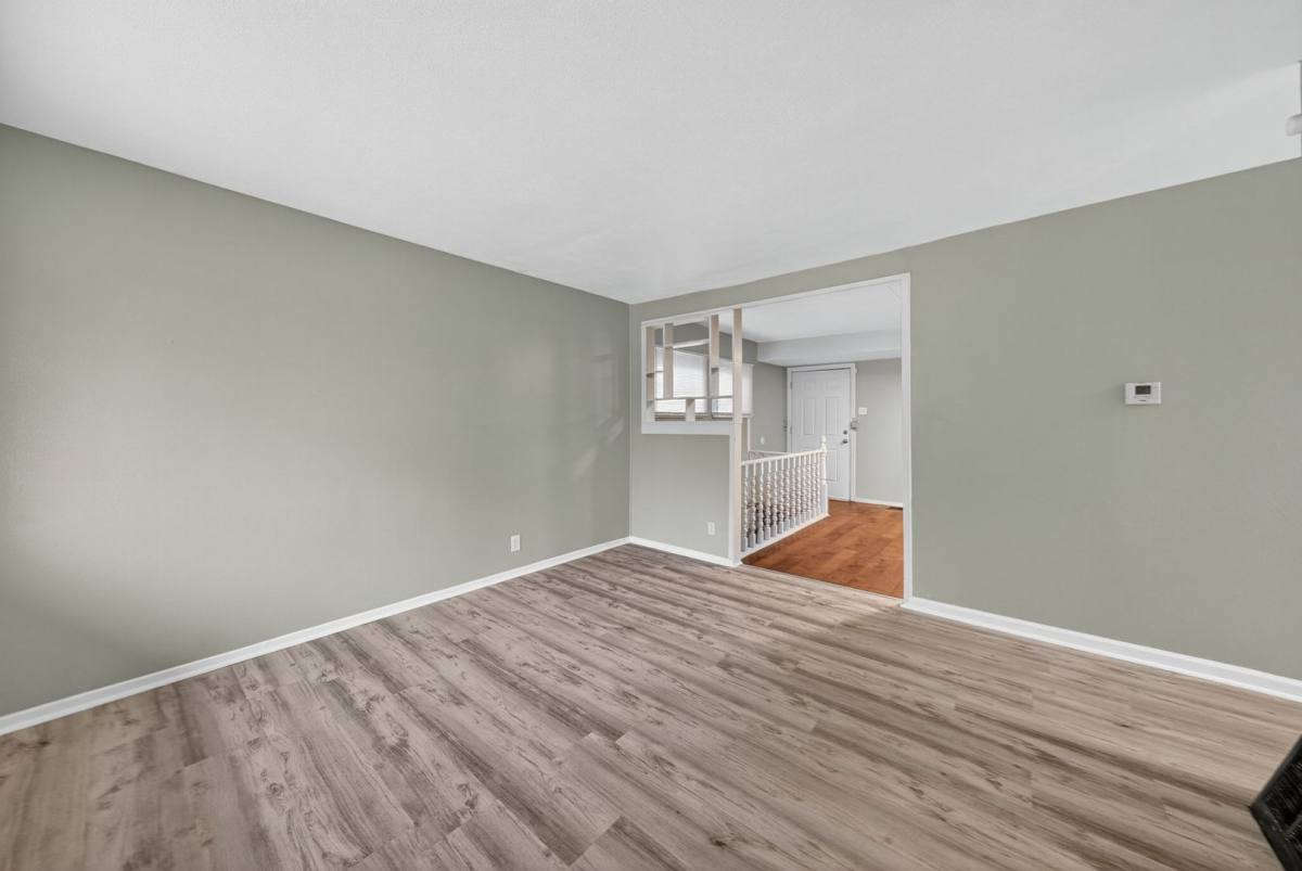 House for rent at 138 Grampian Rd, Saint Louis, MO 63137