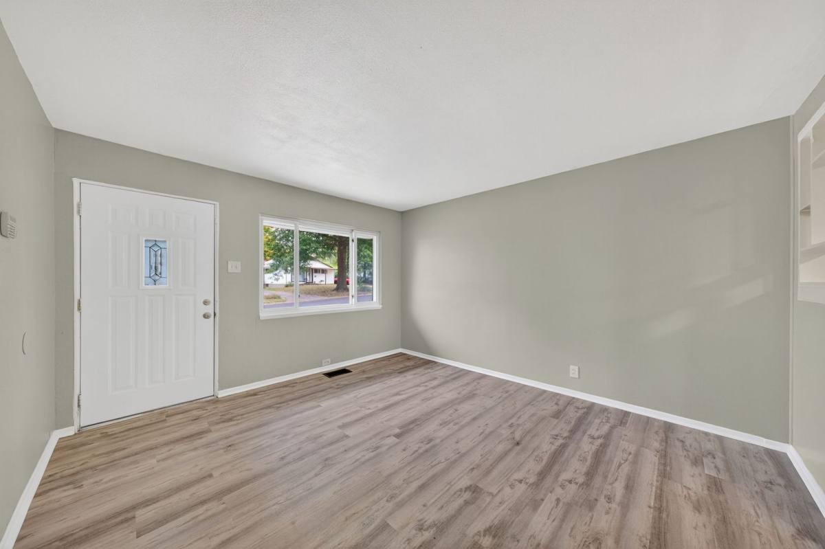 House for rent at 138 Grampian Rd, Saint Louis, MO 63137