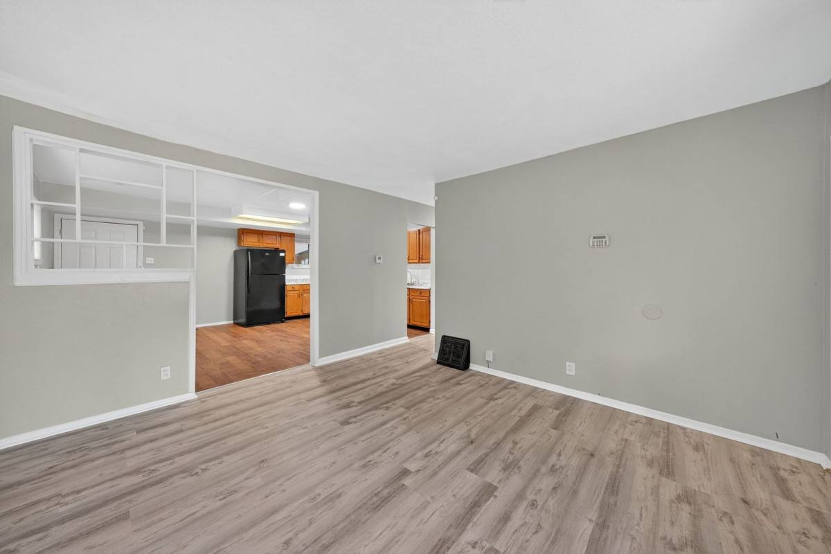 House for rent at 138 Grampian Rd, Saint Louis, MO 63137