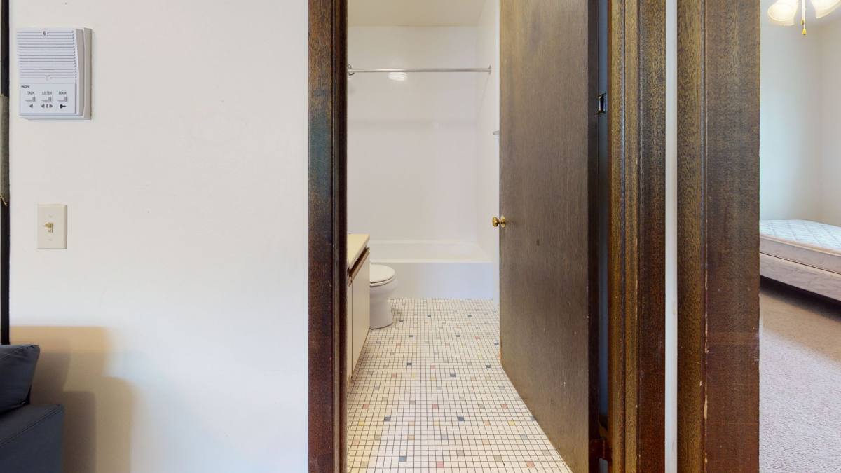 Apartment for rent at 643 E Johnson St, Madison, WI 53703