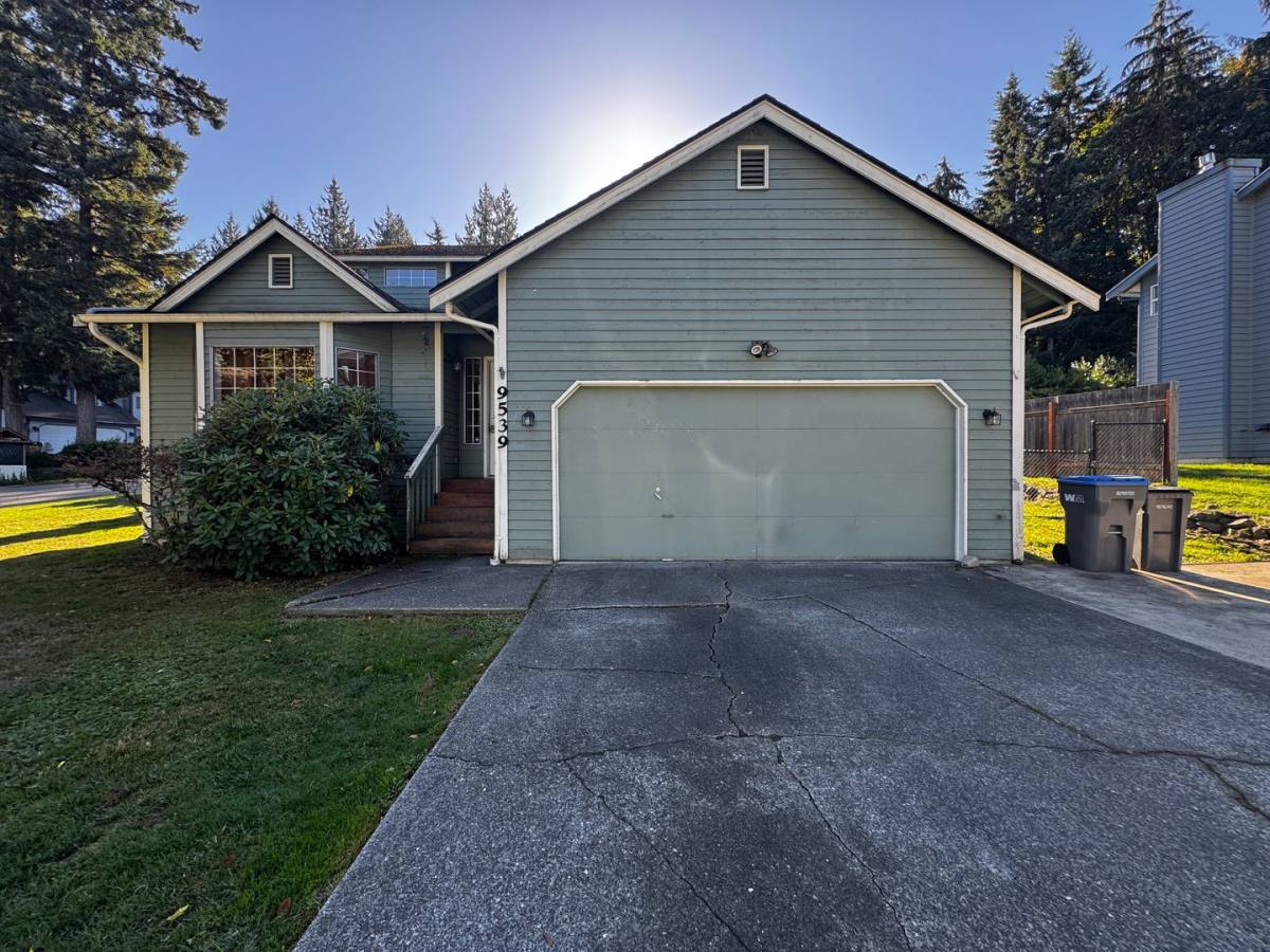 House for rent at 9539 Saint John's Place NE, Bremerton, WA 98311