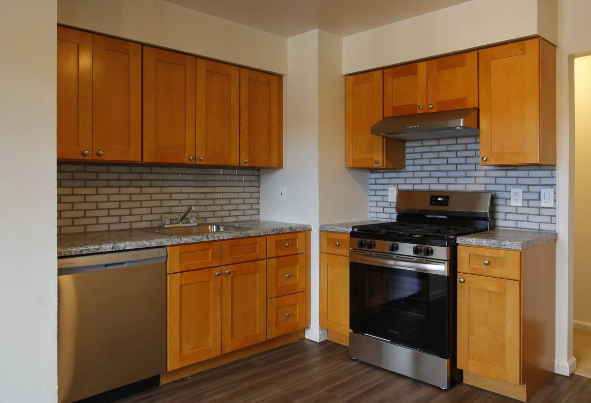 Apartment for rent at 644 Silverlake Scotchtown Rd, Middletown, NY 10941