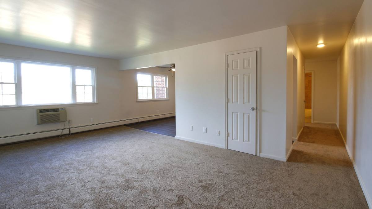 Apartment for rent at 644 Silverlake Scotchtown Rd, Middletown, NY 10941