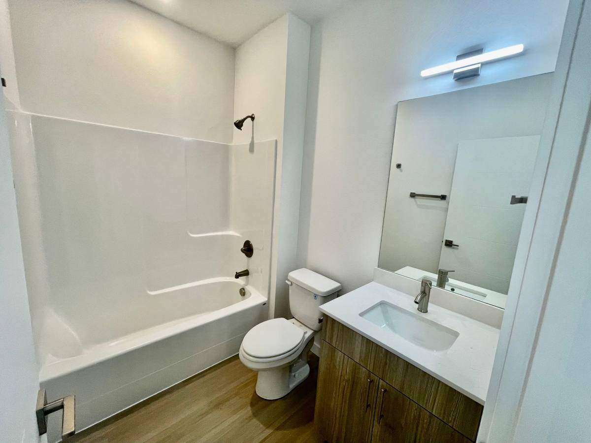 Apartment for rent at 7110 N Greenwich Ave, Portland, OR 97217