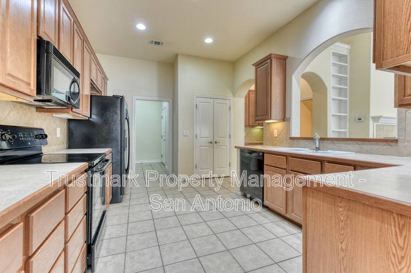 Townhouse for rent at 22209 Sausalito Court, San Antonio, TX 78258