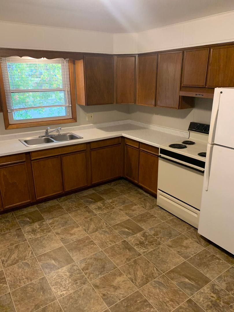Apartment for rent at 107 3rd Ave S, Sauk Rapids, MN 56379