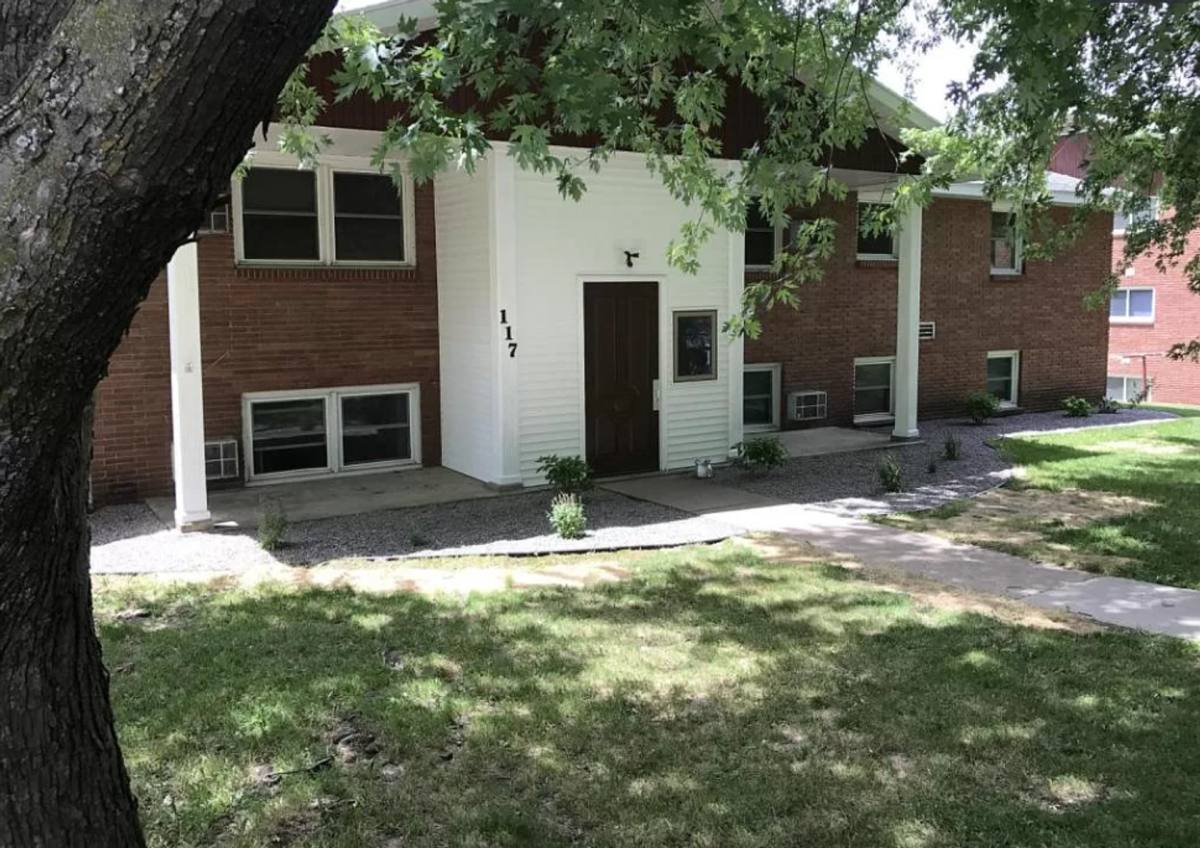 Apartment for rent at 107 3rd Ave S, Sauk Rapids, MN 56379