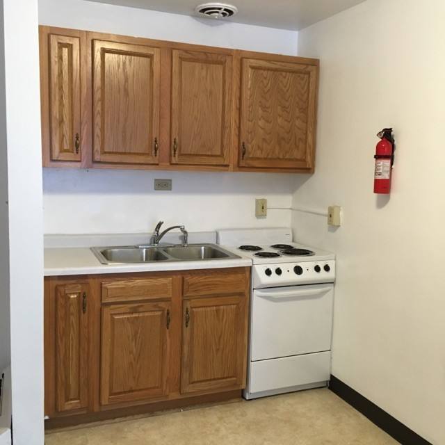 Apartment for rent at 705 W Main, Urbana, IL 61801