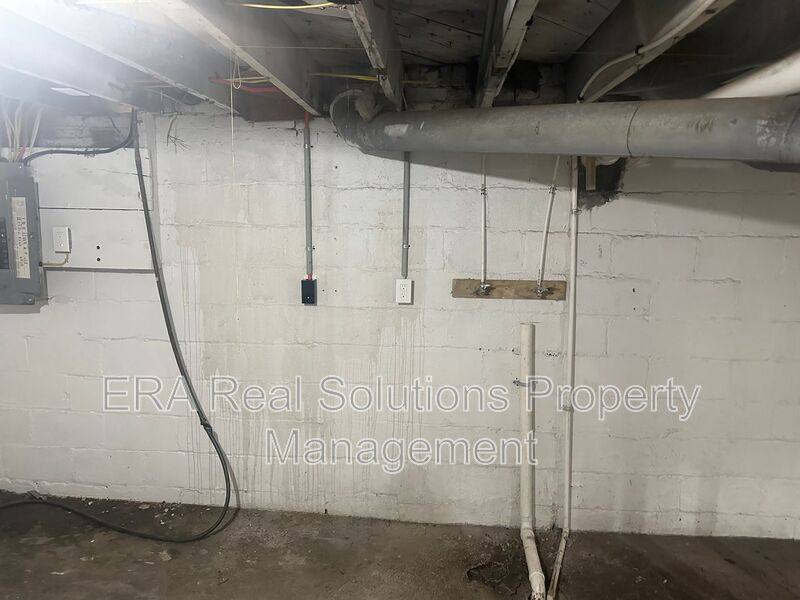 Apartment for rent at 1084 E 16th Ave, Columbus, OH 43211