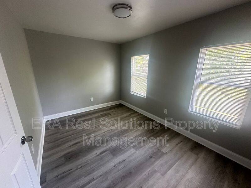Apartment for rent at 1084 E 16th Ave, Columbus, OH 43211