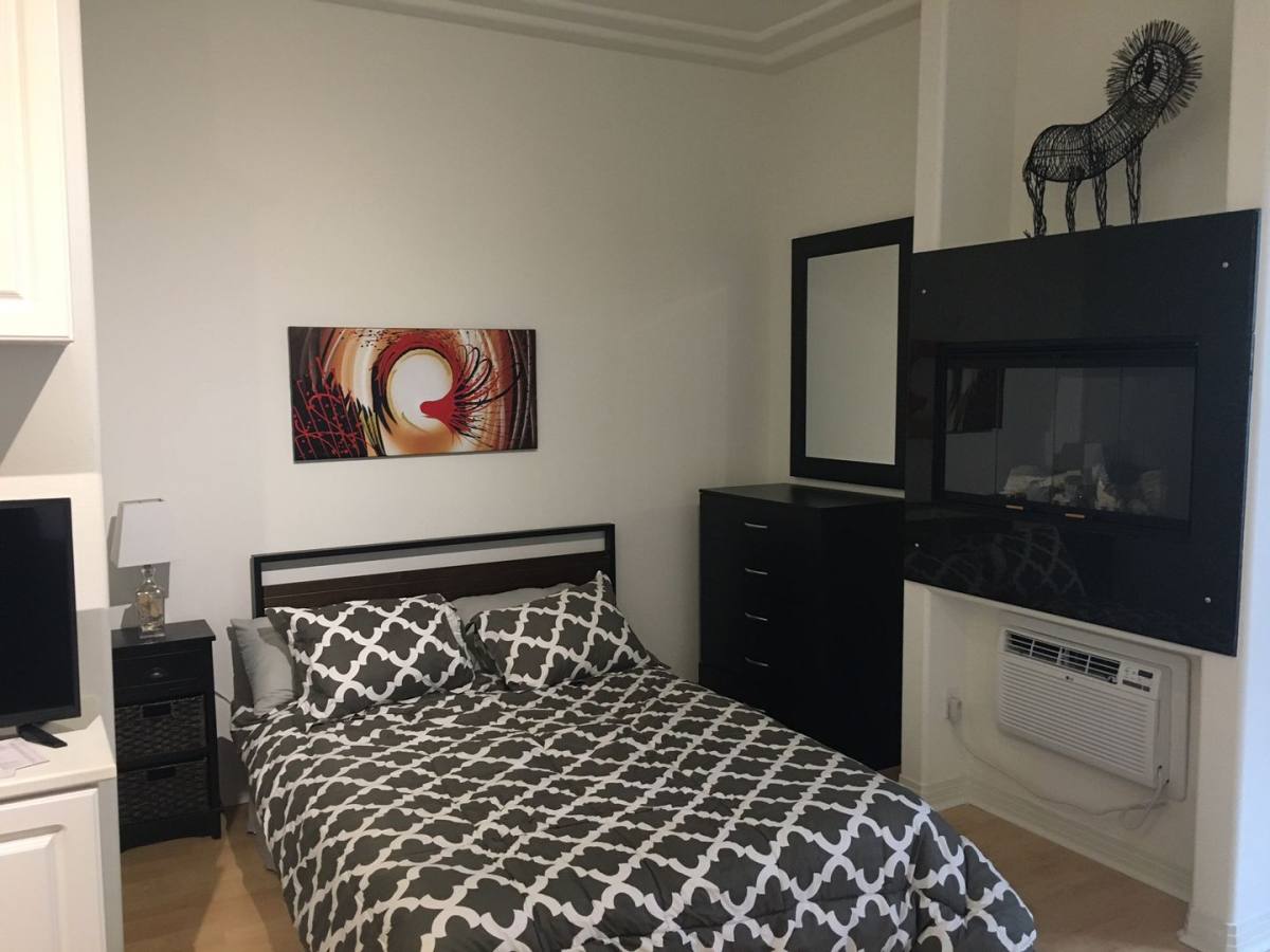 8020 Manchester Ave, Playa Del Rey, CA 90293 - Apartment For Rent - Image 3