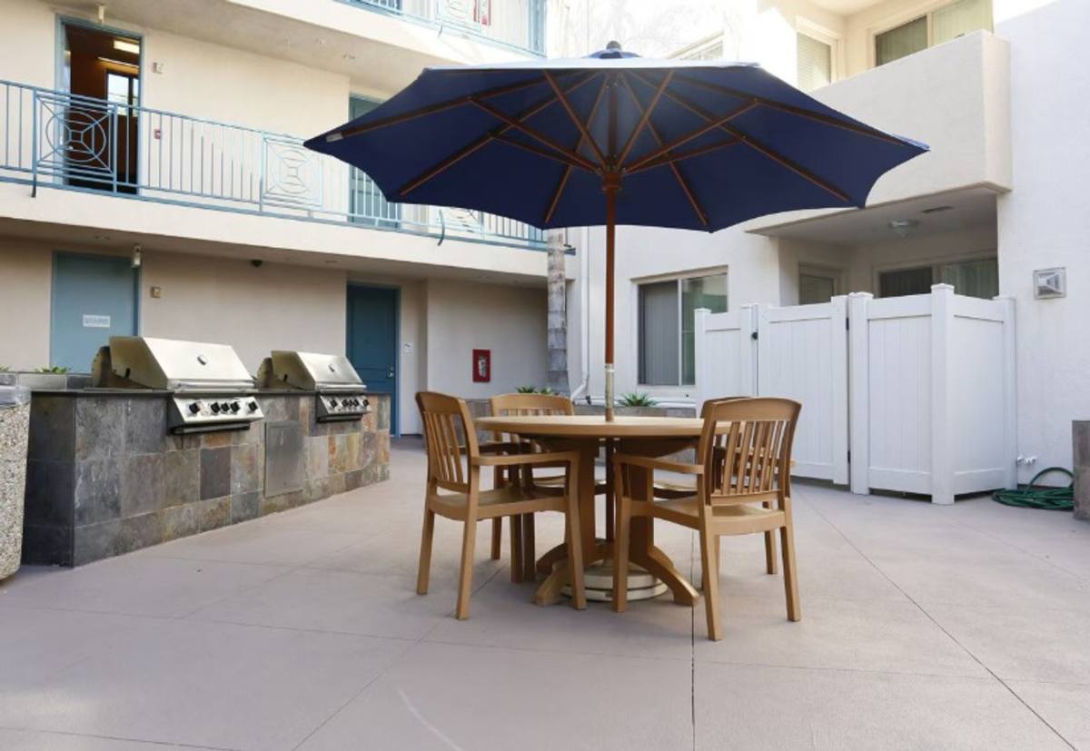 Del Rey Club, 8020 Manchester Ave, Playa Del Rey, CA 90293 - Apartment for Rent - Image 10