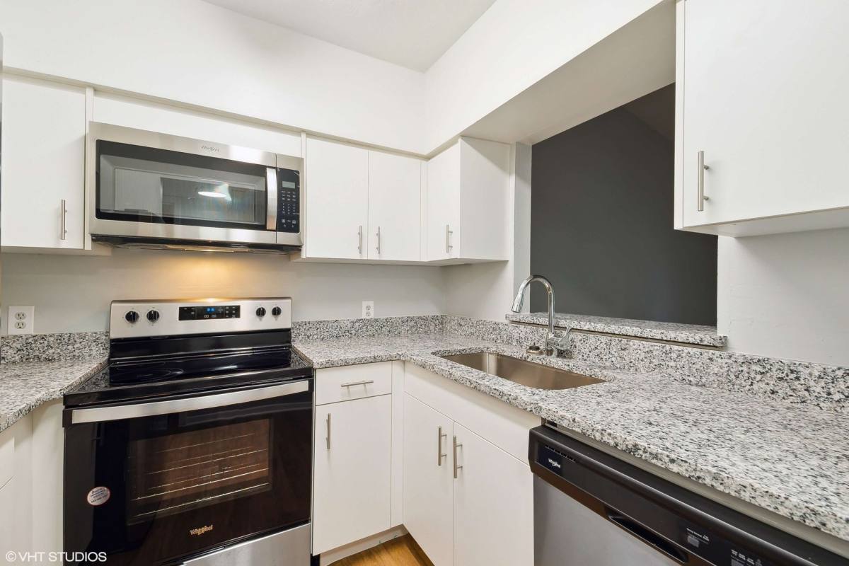 Apartment for rent at 401 W Florida Ave, Haines City, FL 33844