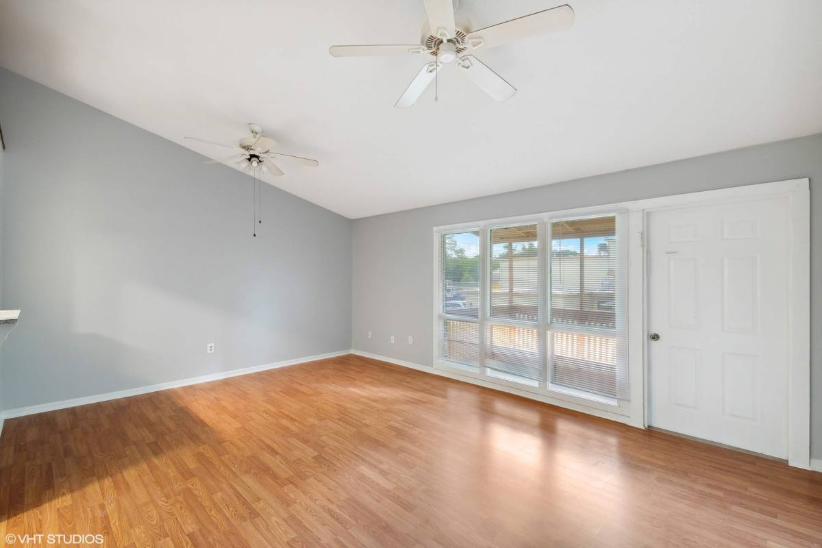 Apartment for rent at 401 W Florida Ave, Haines City, FL 33844