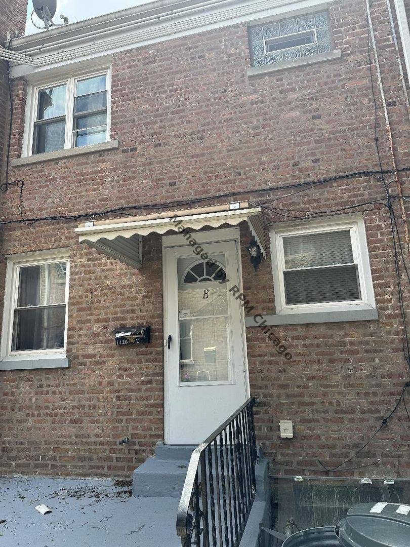 Townhouse for rent at 1420 N Harlem Ave, River Forest, IL 60305