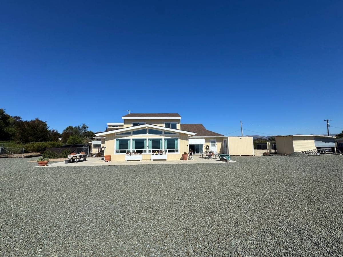 House for rent at 100 La Joya Dr, Nipomo, CA 93444