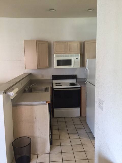 Apartment for rent at 305 E John St, Champaign, IL 61820