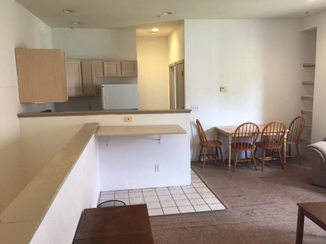 Apartment for rent at 305 E John St, Champaign, IL 61820
