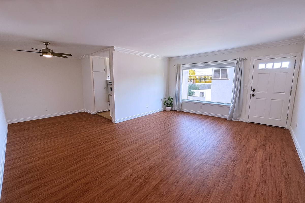 Apartment for rent at 216 S Gale Dr #G, Beverly Hills, CA 90211
