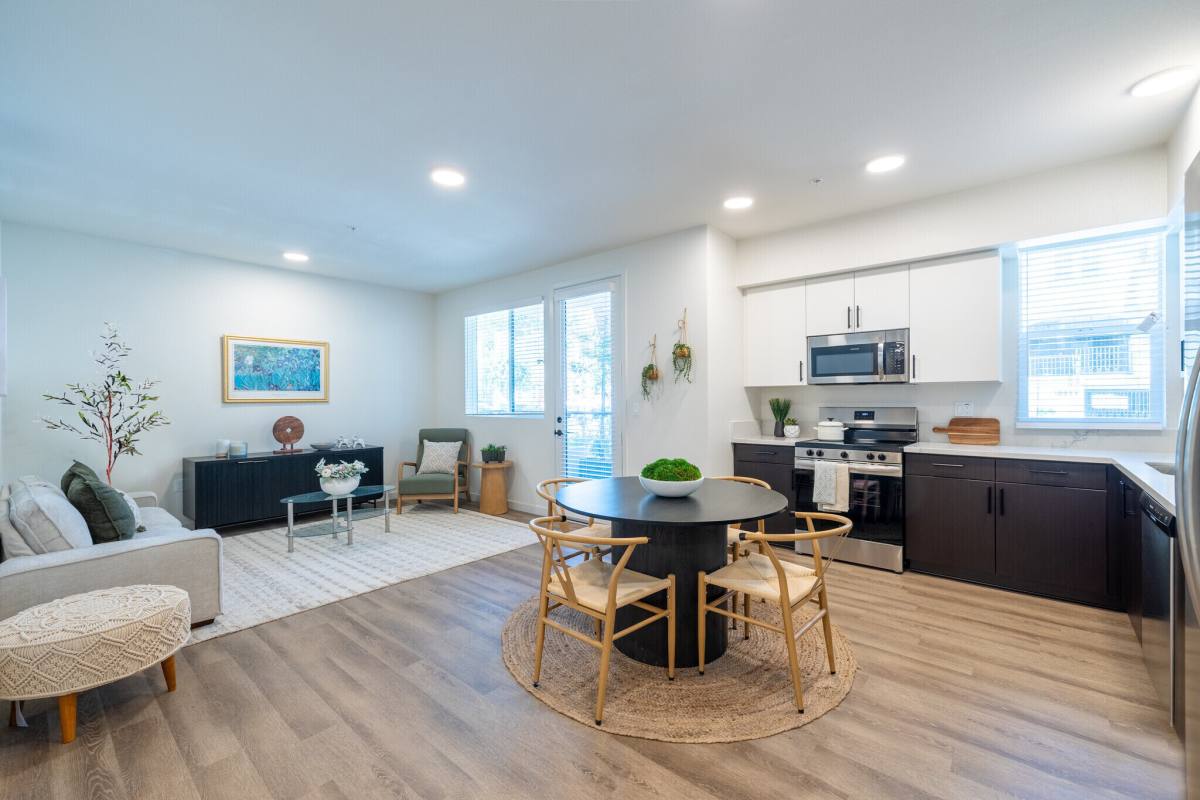 Apartment for rent at 10824 Blix St #105, North Hollywood, CA 91602