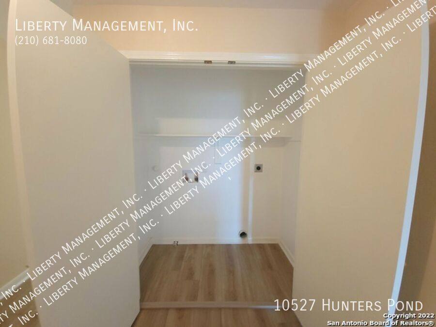 House for rent at 10527 Hunters Pond, San Antonio, TX 78224