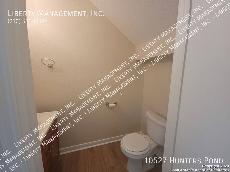 House for rent at 10527 Hunters Pond, San Antonio, TX 78224
