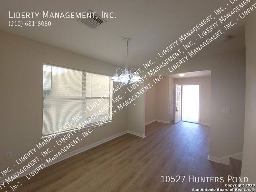 House for rent at 10527 Hunters Pond, San Antonio, TX 78224