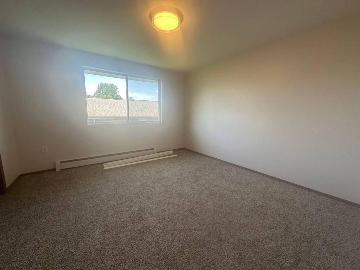 Apartment for rent at 2709 Humboldt Rd, Green Bay, WI 54311