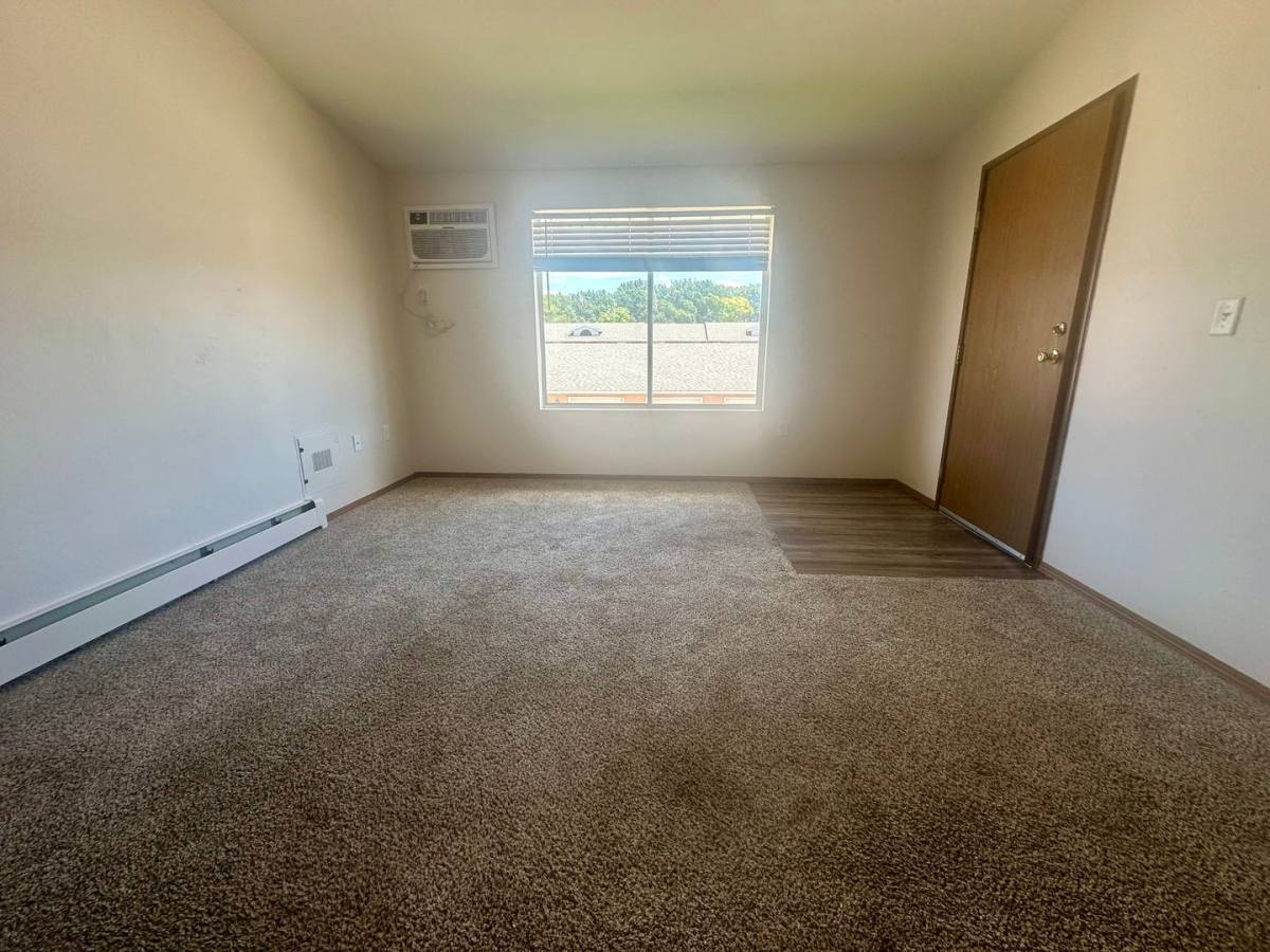 Apartment for rent at 2709 Humboldt Rd, Green Bay, WI 54311