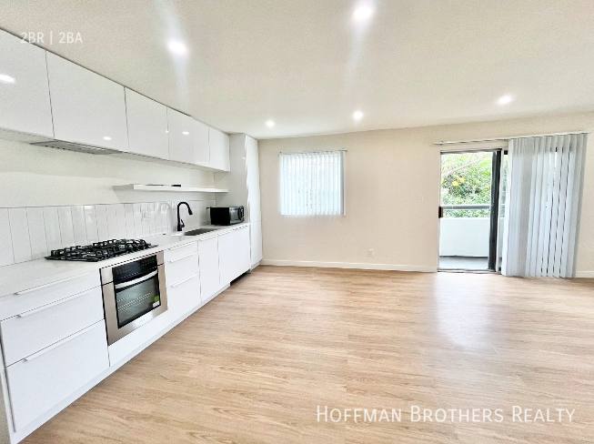 Apartment for rent at 860 S Ardmore Ave #208, Los Angeles, CA 90005