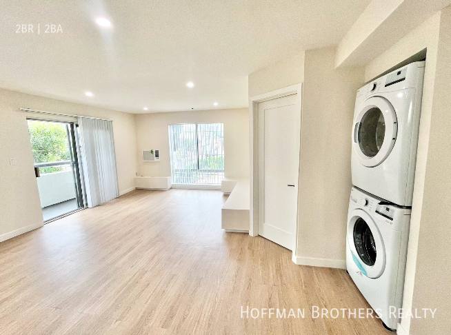 Apartment for rent at 860 S Ardmore Ave #109, Los Angeles, CA 90005
