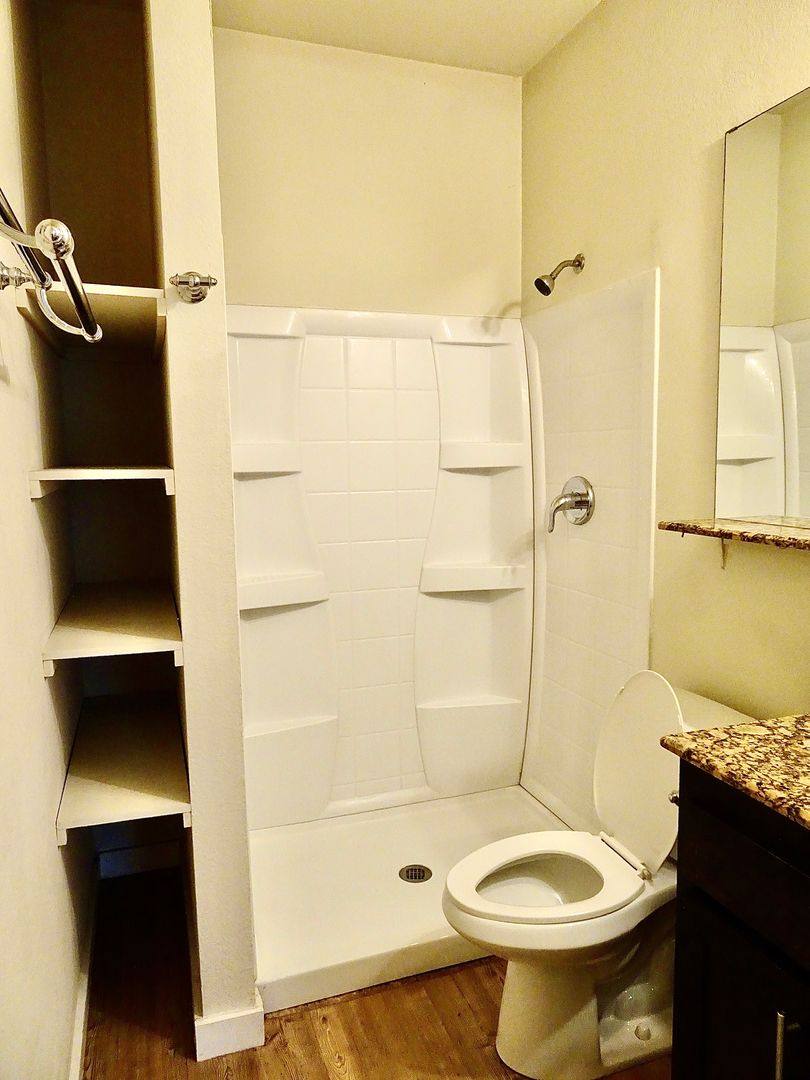 Townhouse for rent at 1920 S 16th St, Waco, TX 76706
