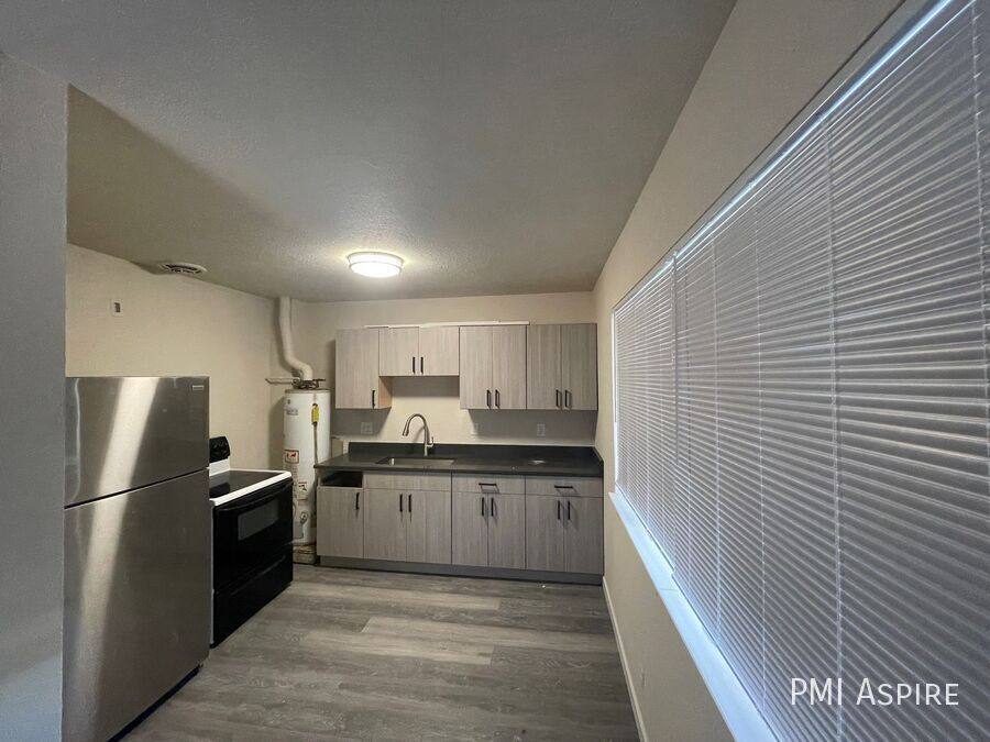 Apartment for rent at 2372 Emporia St, Aurora, CO 80010