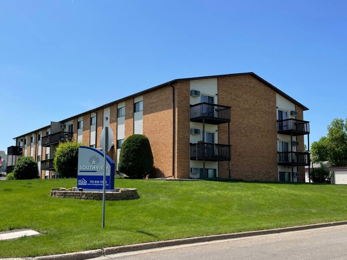 Apartment for rent at 2800 7th St SW, Minot, ND 58701