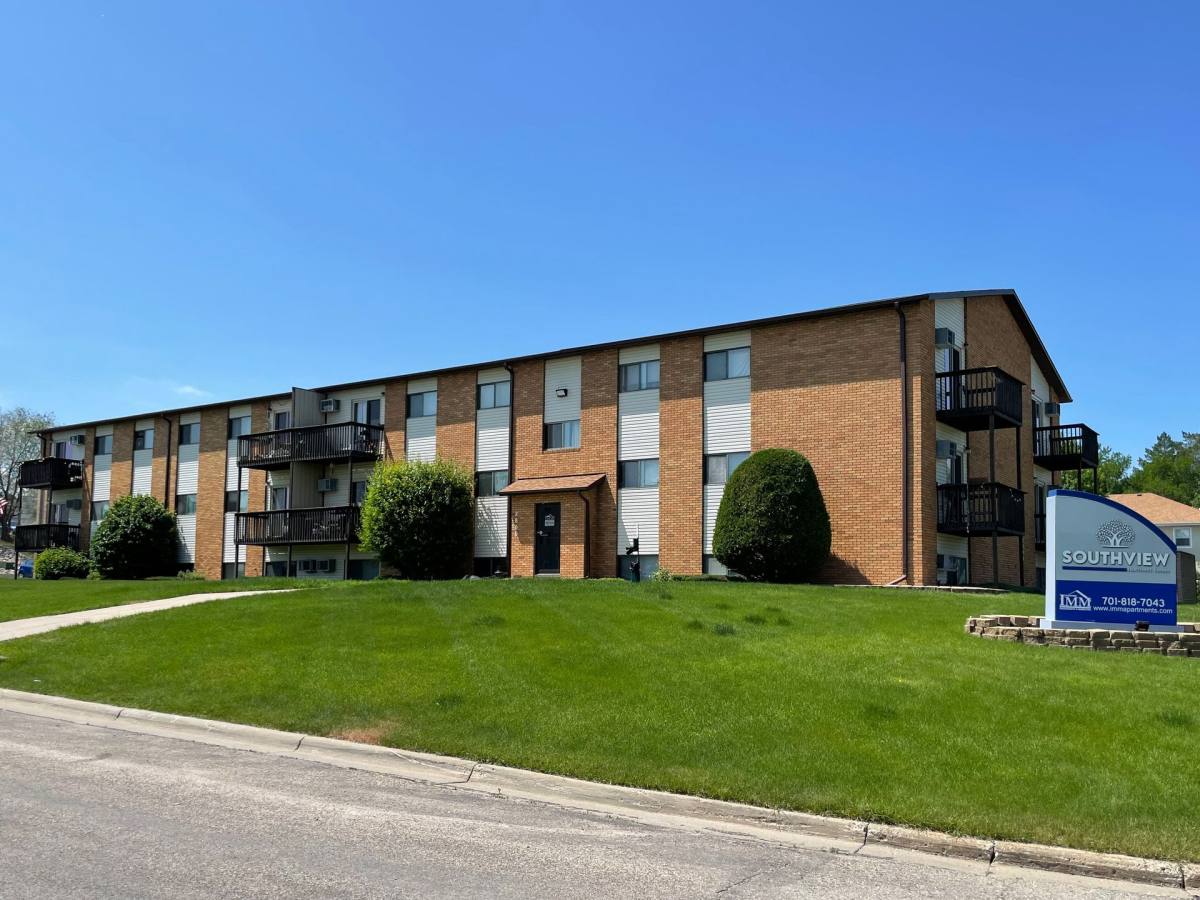 Apartment for rent at 2800 7th St SW, Minot, ND 58701