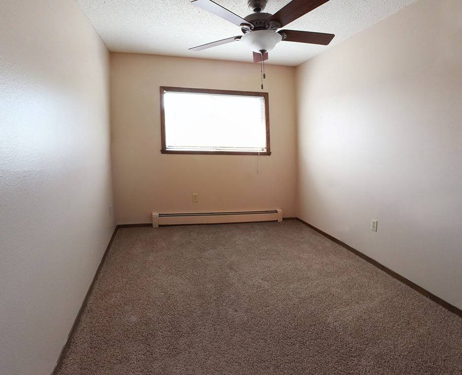 Apartment for rent at 2800 7th St SW, Minot, ND 58701