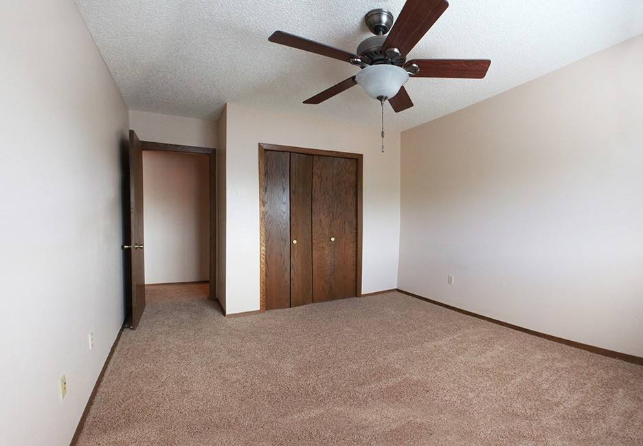 Apartment for rent at 2800 7th St SW, Minot, ND 58701