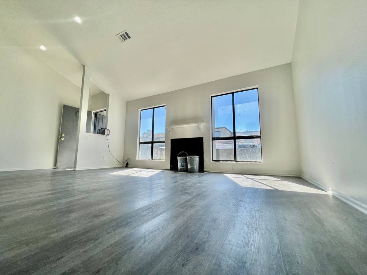 Apartment for rent at 7921 Moonshadow Circle, Huntington Beach, CA 92647