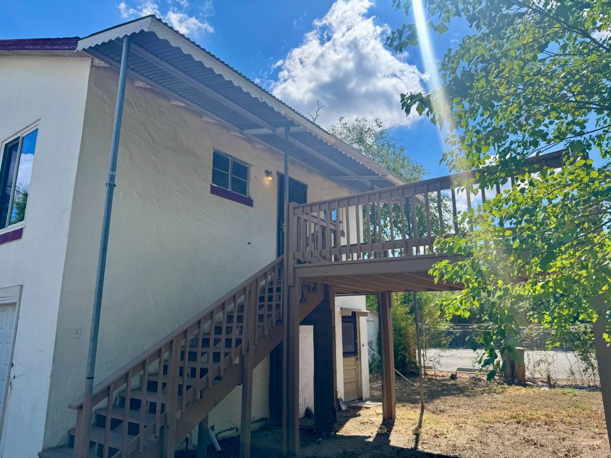 Apartment for rent at 108 Robert E Lee, San Antonio, TX 78228