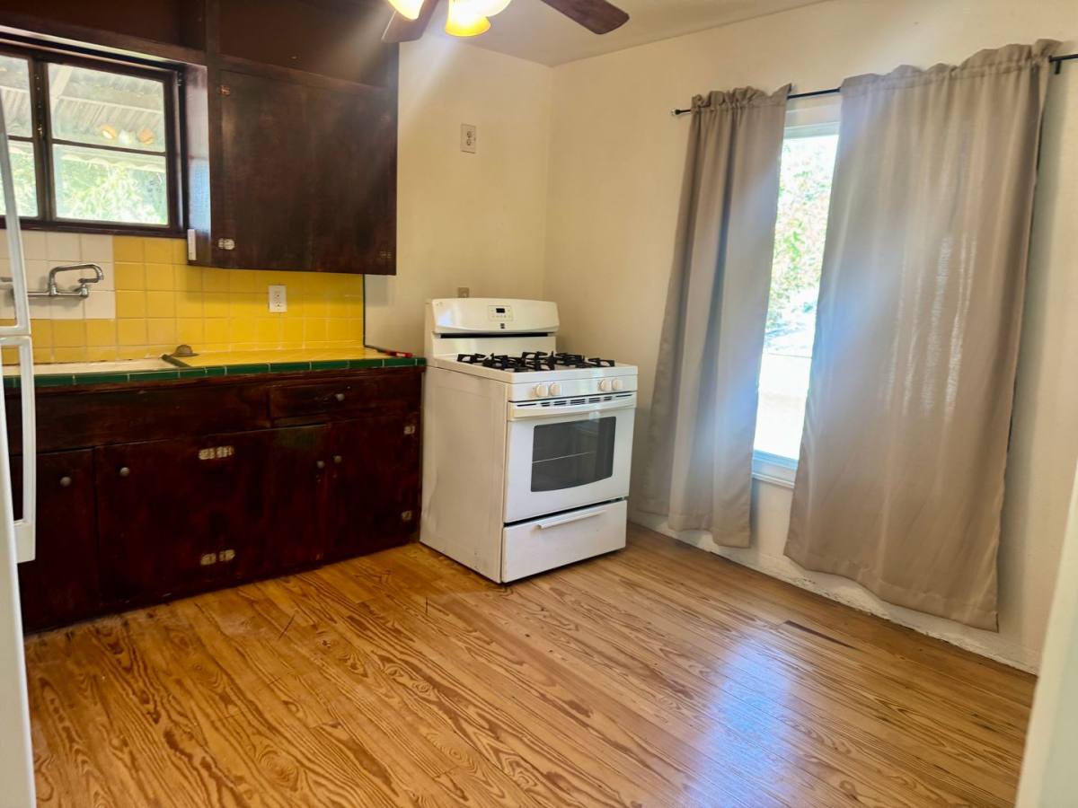 Apartment for rent at 108 Robert E Lee, San Antonio, TX 78228